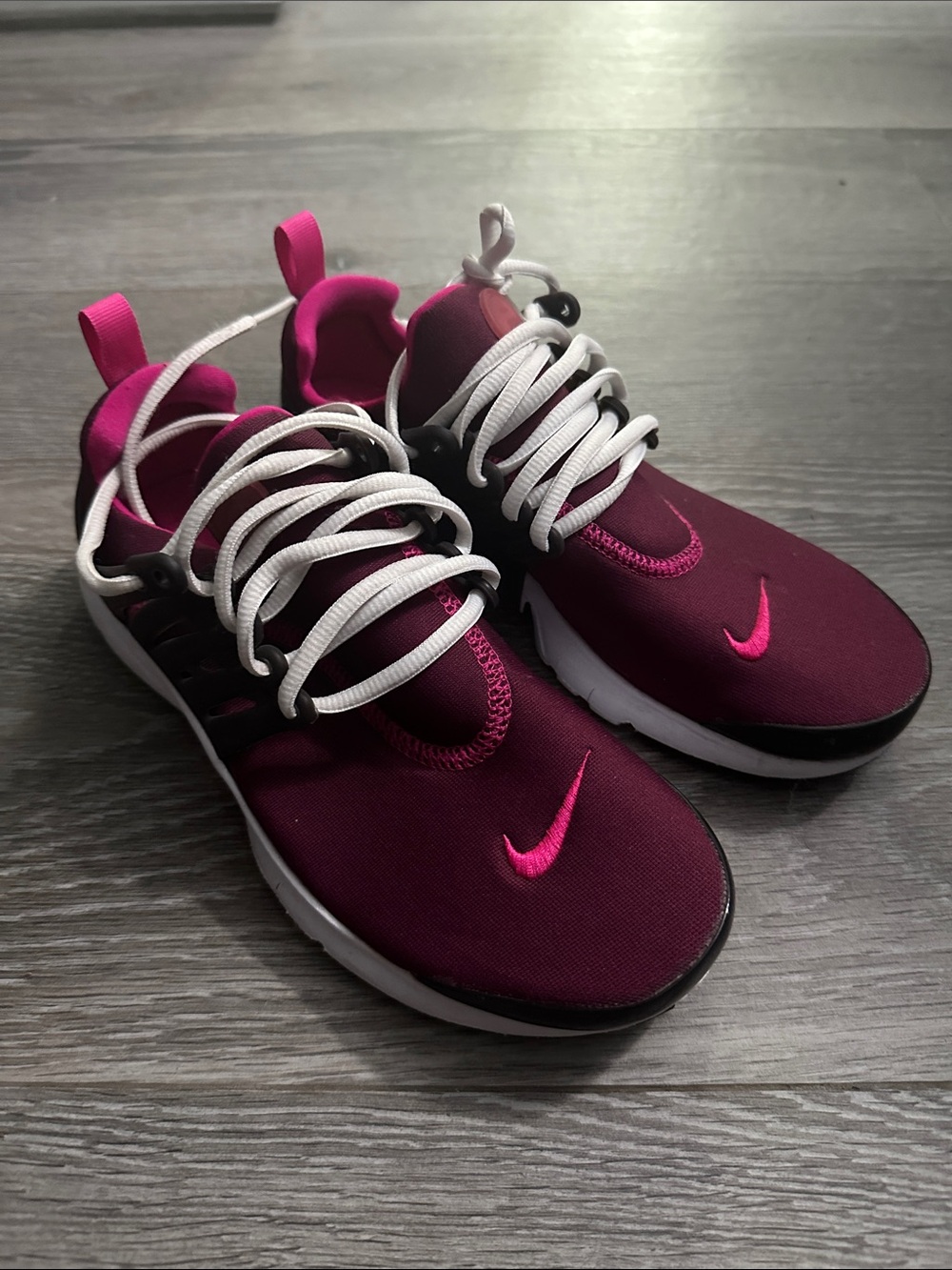 Nike Burgundy Sneakers with Hot Pink Swoosh and White Laces